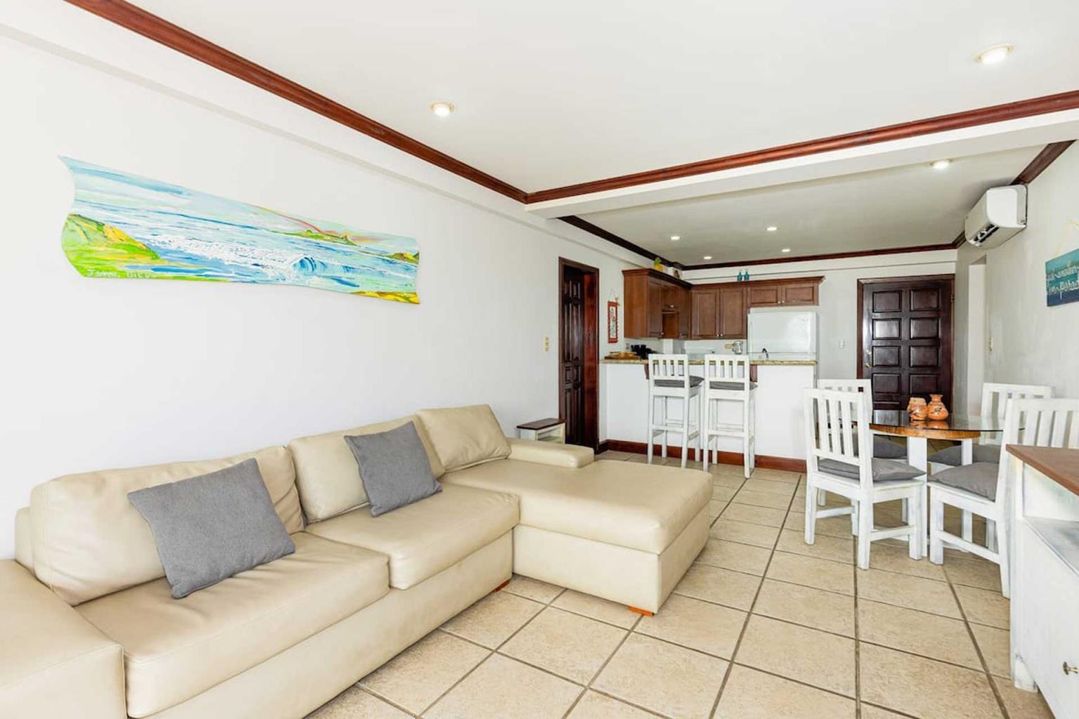 2 bed Condo For Sale in Playa Flamingo, Guanacaste - thumb 24