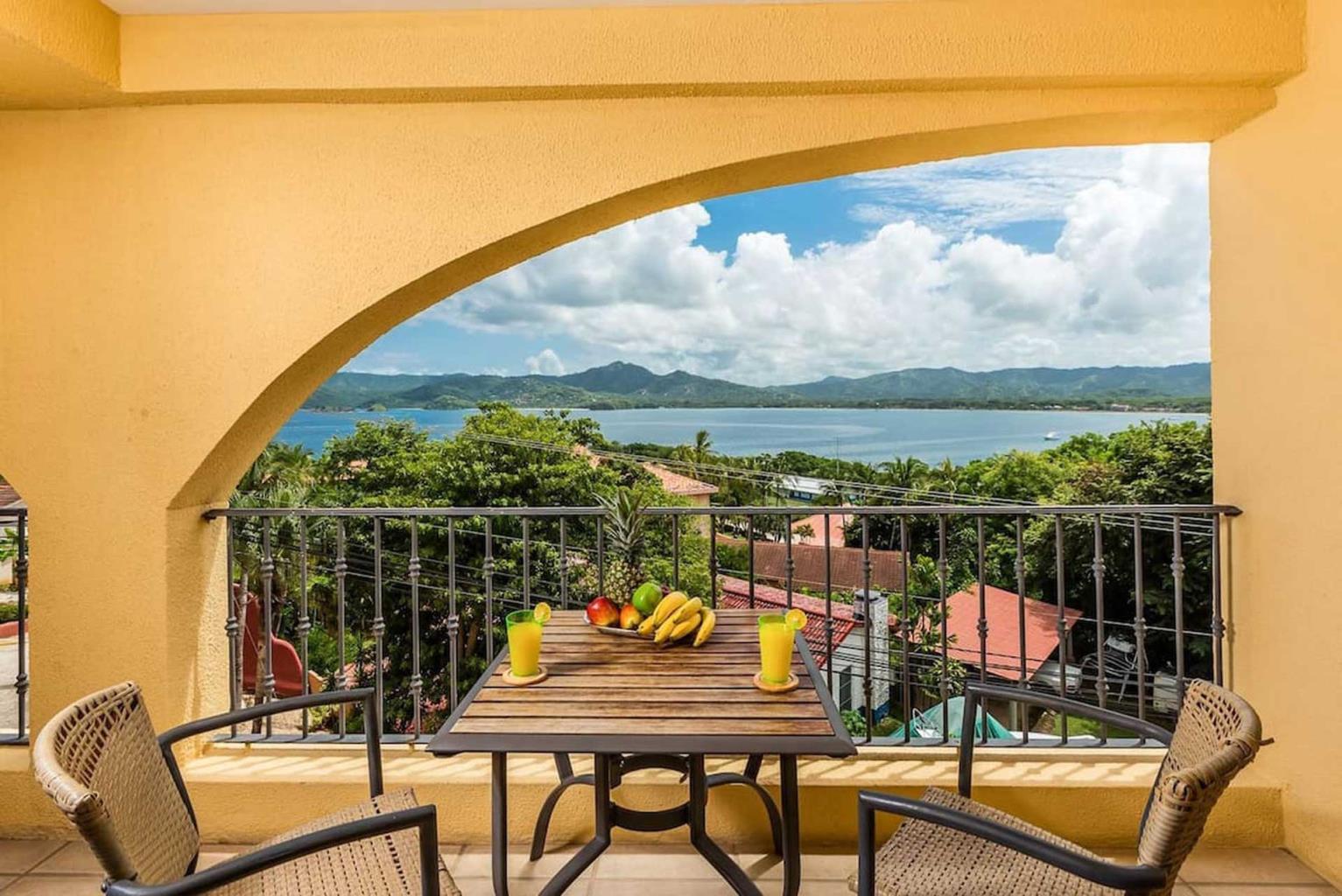 2 bed Condo For Sale in Playa Flamingo, Guanacaste - thumb 26