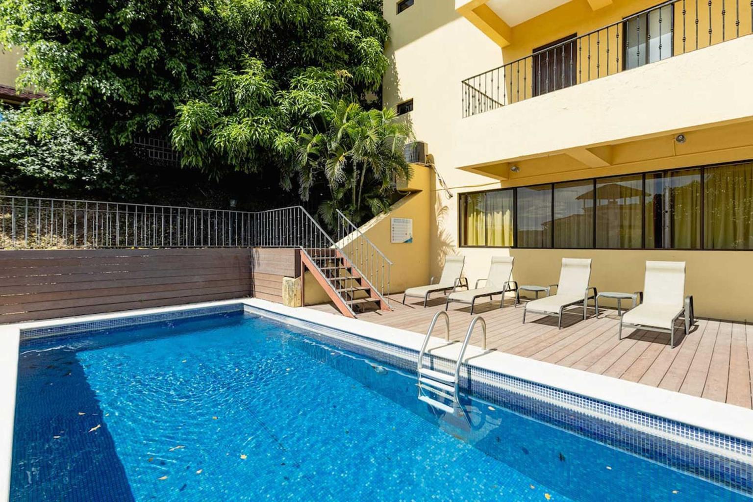 2 bed Condo For Sale in Playa Flamingo, Guanacaste - thumb 11
