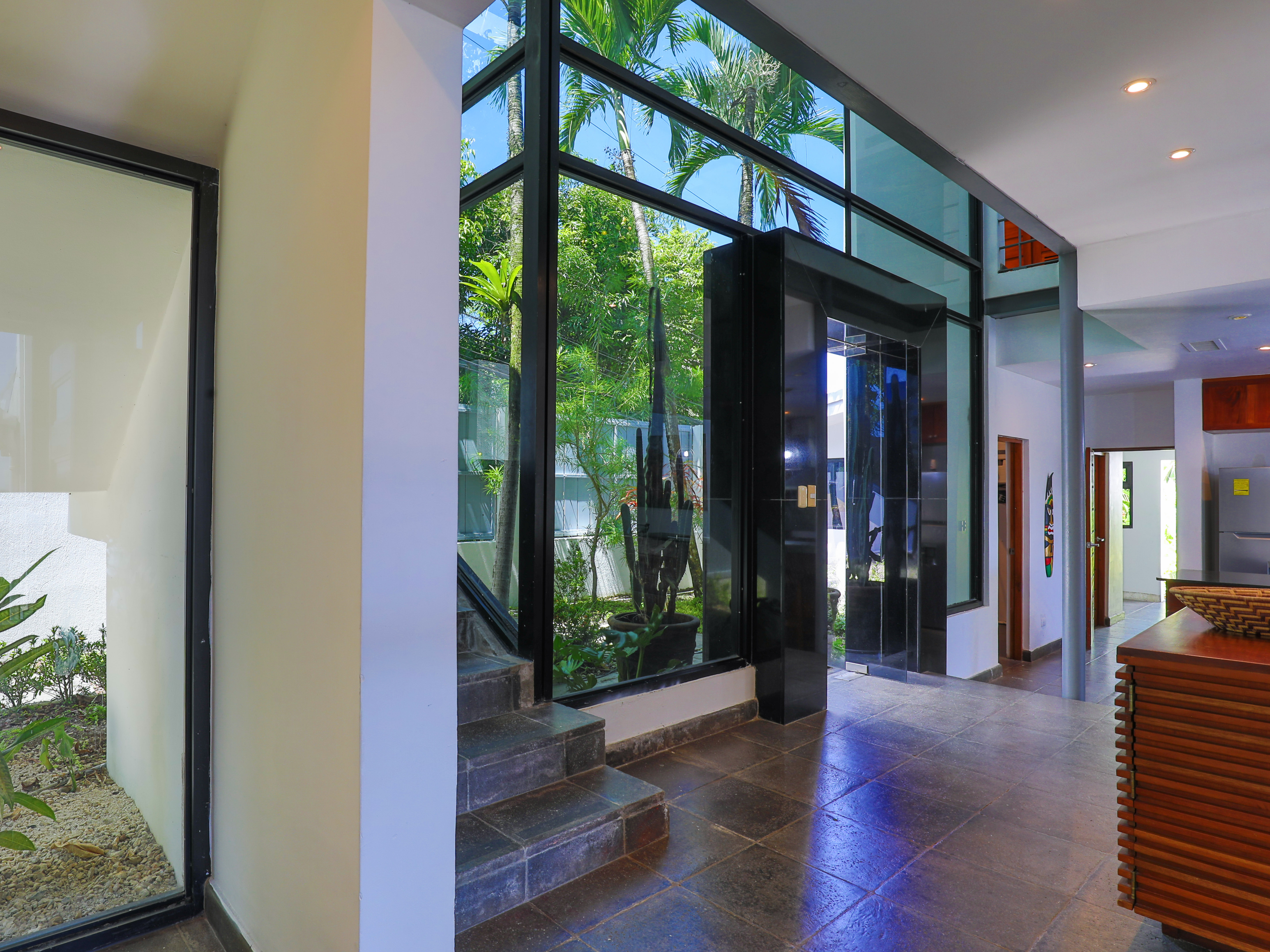 6 bed Single Family Homes For Sale in Manuel Antonio, Puntarenas - thumb 4