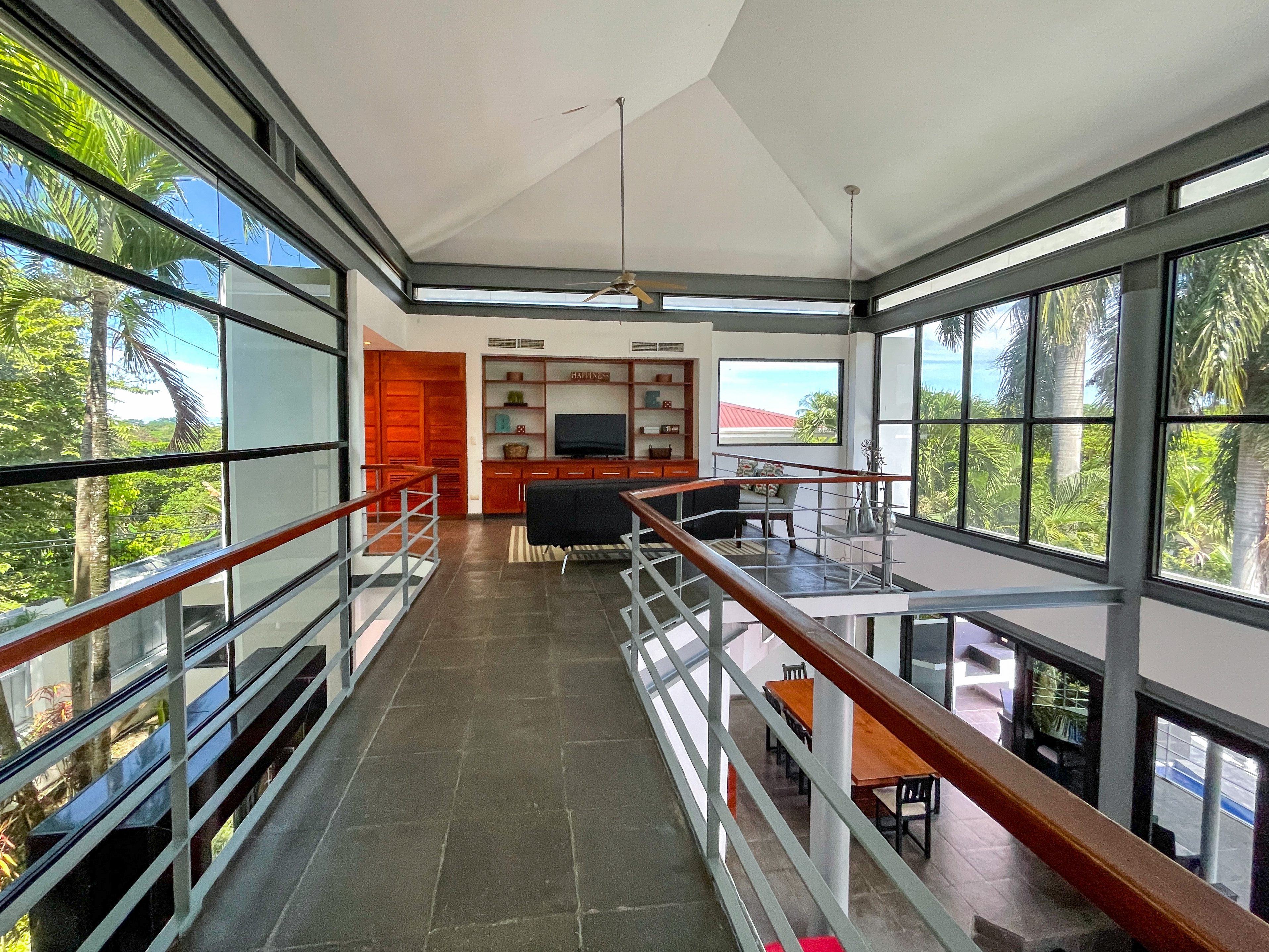 6 bed Single Family Homes For Sale in Manuel Antonio, Puntarenas - thumb 26