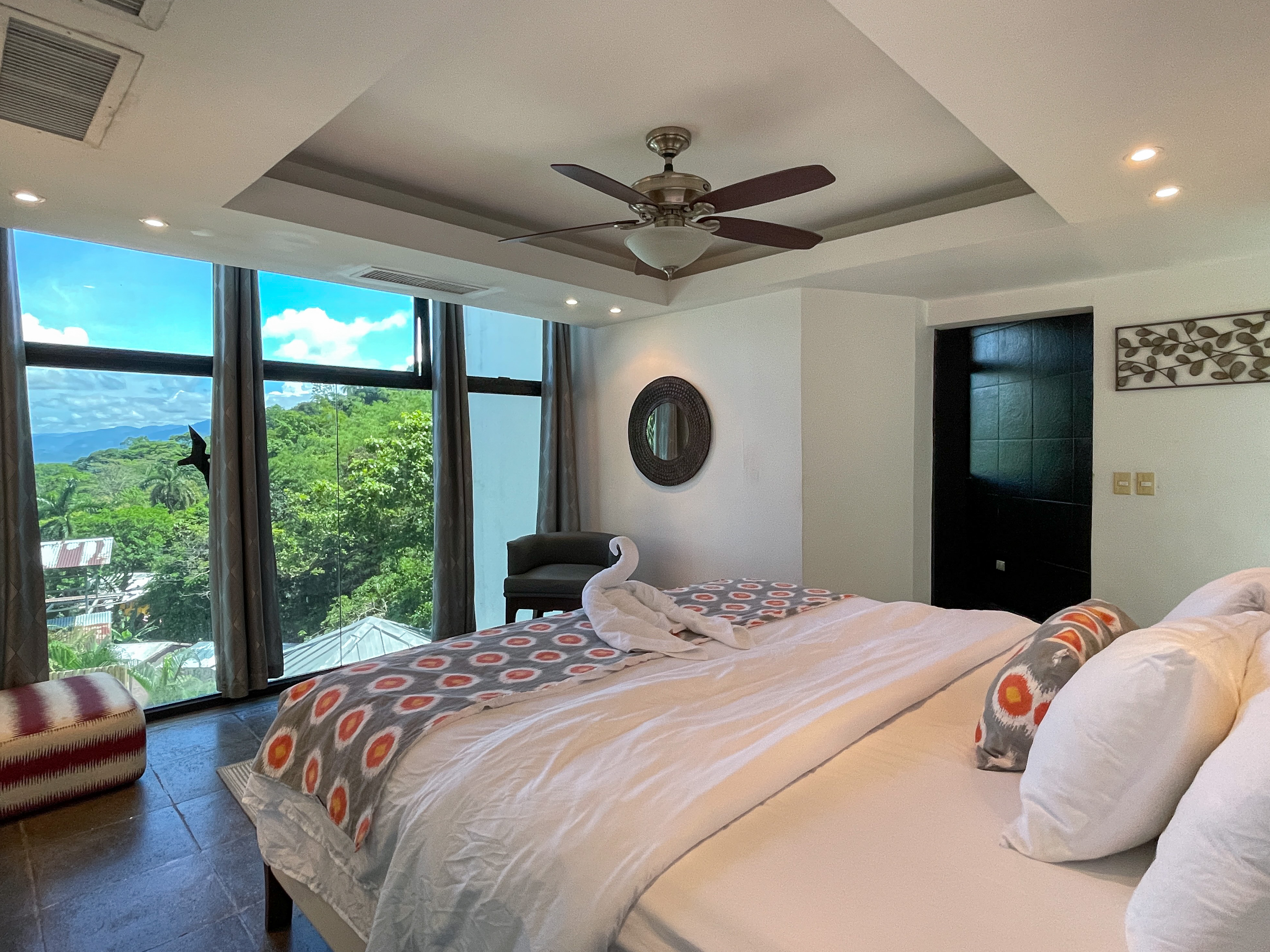 6 bed Single Family Homes For Sale in Manuel Antonio, Puntarenas - thumb 20