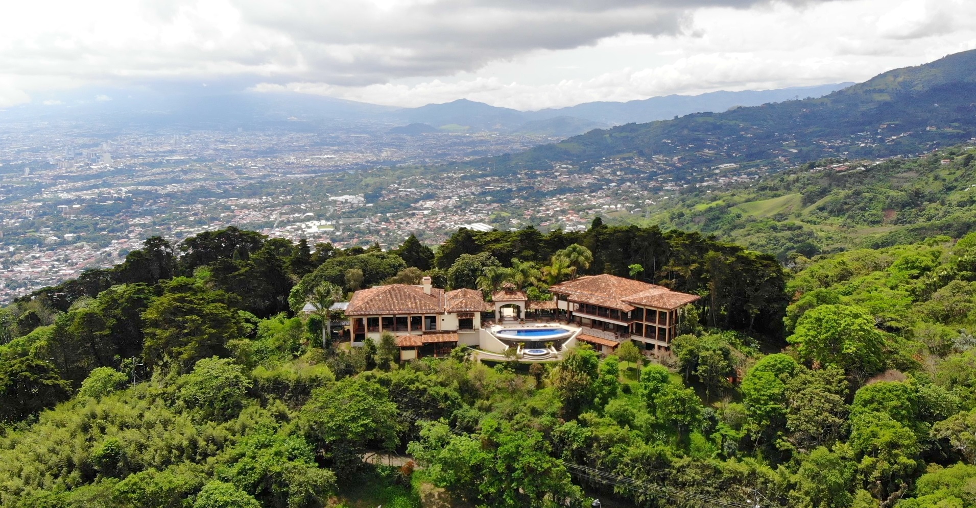 8 bed Single Family Homes For Sale in Escazu, San Jose - thumb 1