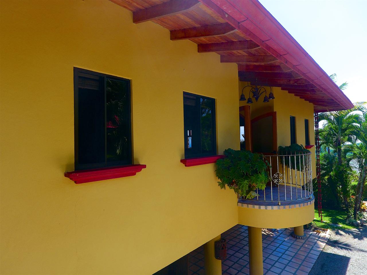 7 bed Single Family Homes For Sale in Dominical, Puntarenas - thumb 3