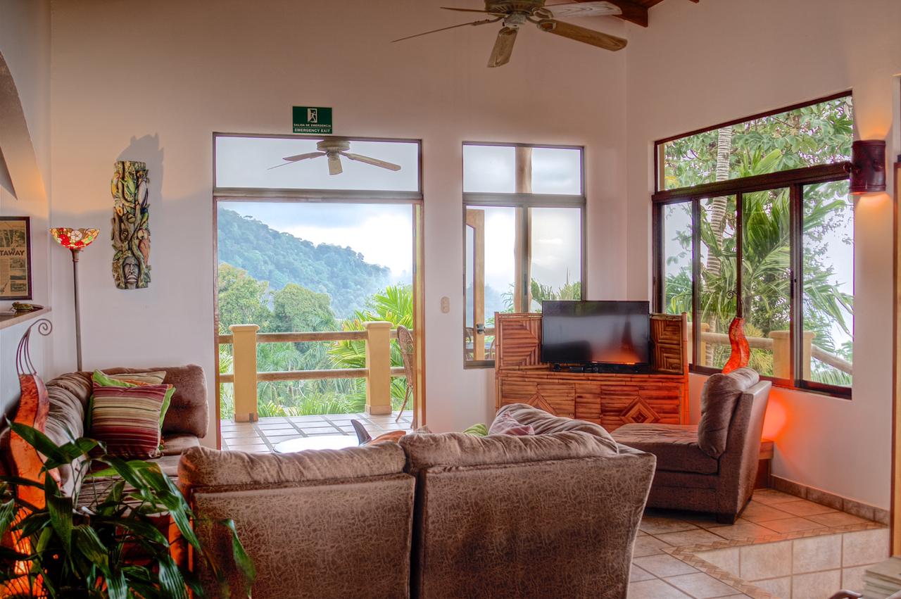 7 bed Single Family Homes For Sale in Dominical, Puntarenas - thumb 8