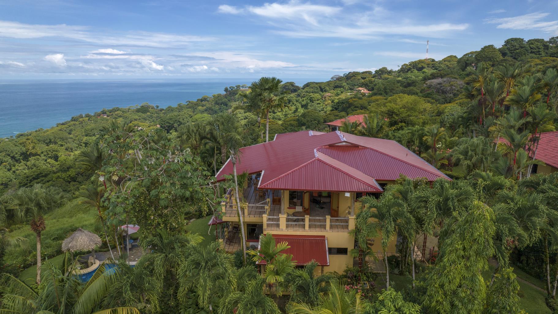 7 bed Single Family Homes For Sale in Dominical, Puntarenas - thumb 2