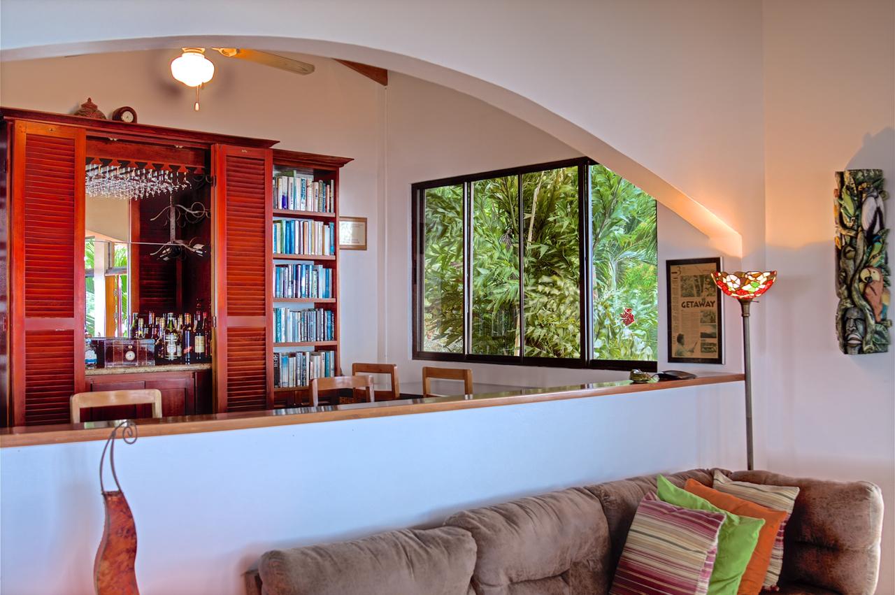 7 bed Single Family Homes For Sale in Dominical, Puntarenas - thumb 5