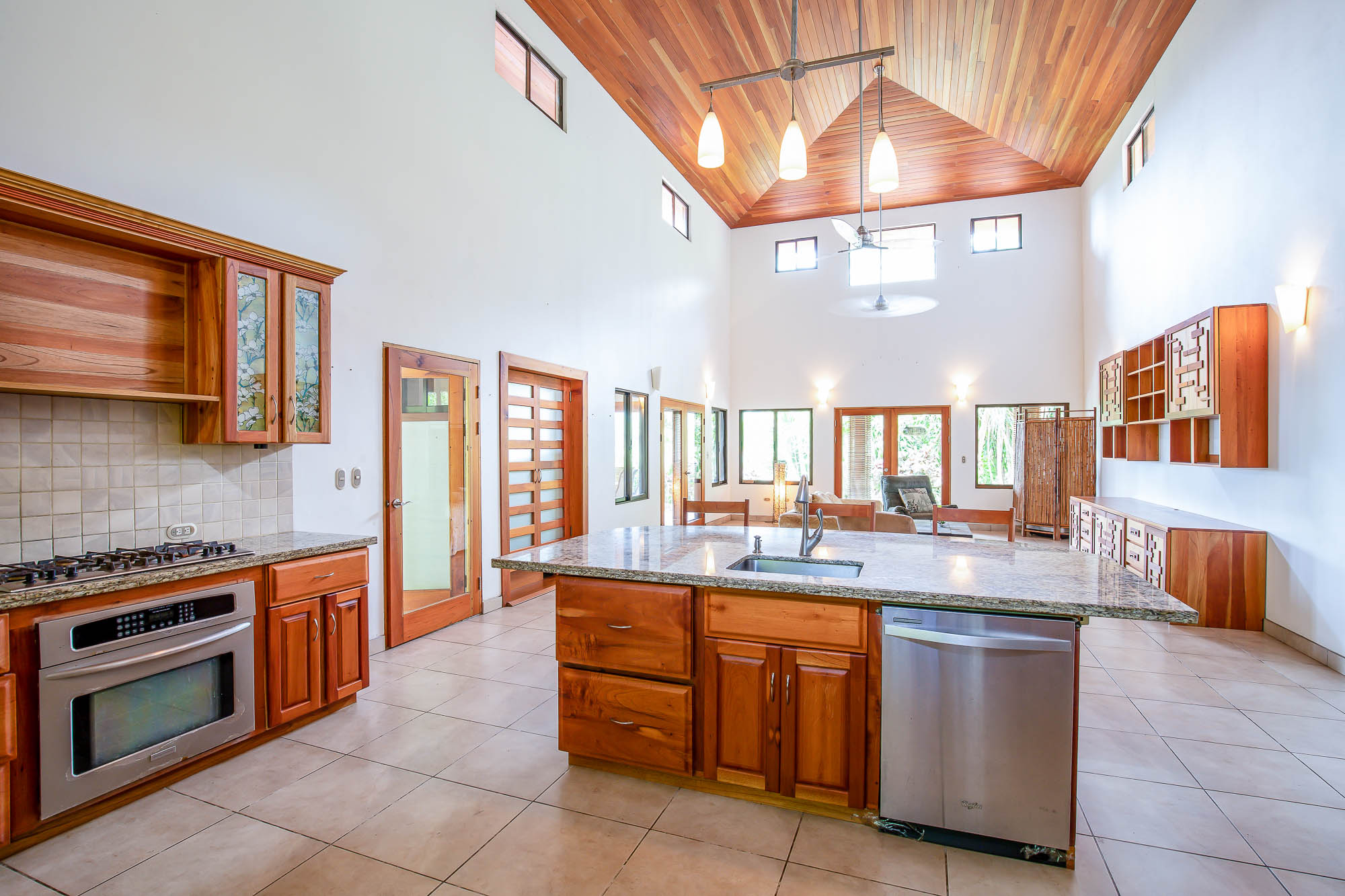 5 bed Single Family Homes For Sale in Tinamastes, San Jose - thumb 9