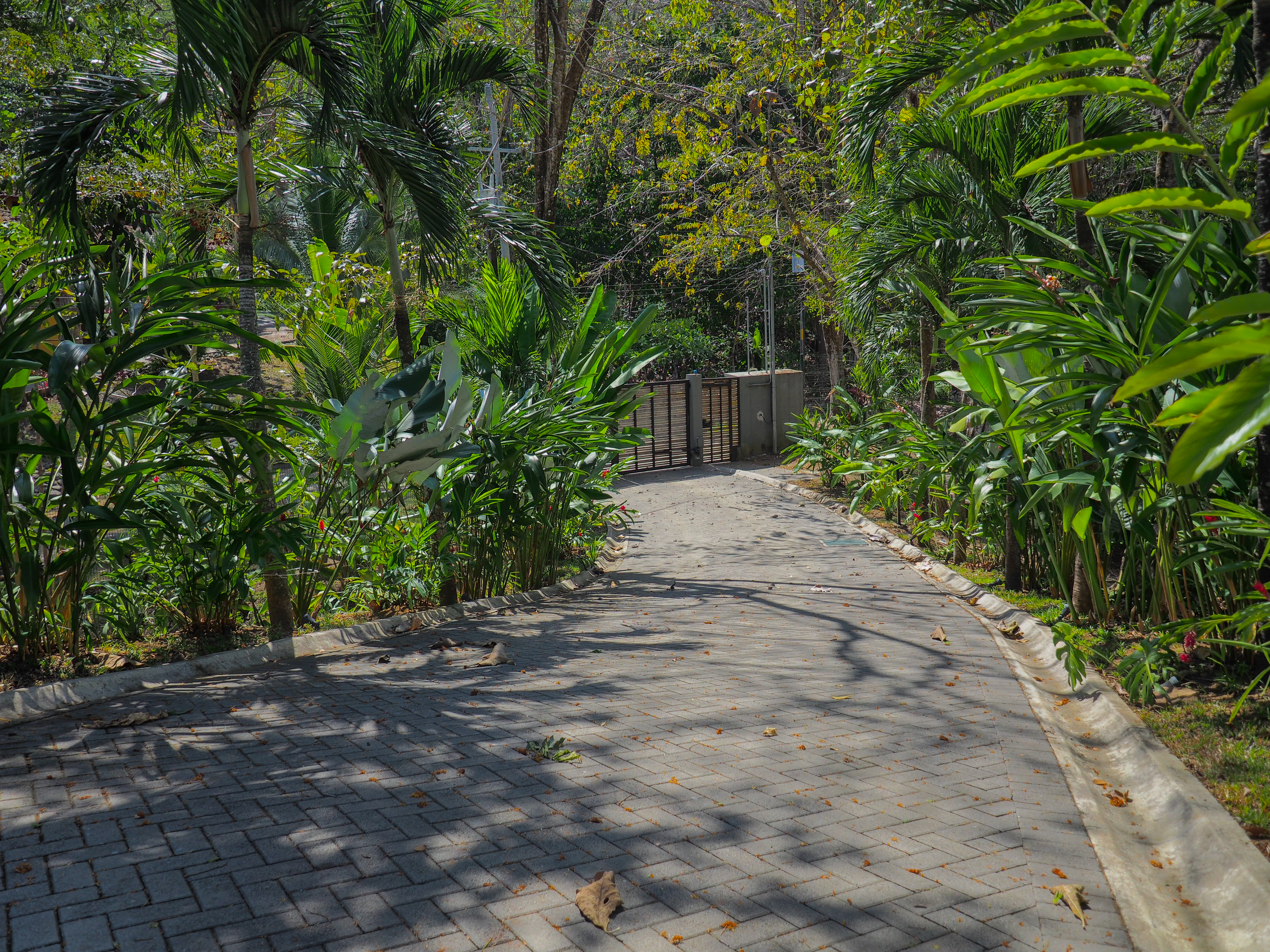 2 bed Condo For Sale in Jaco, Puntarenas - thumb 1