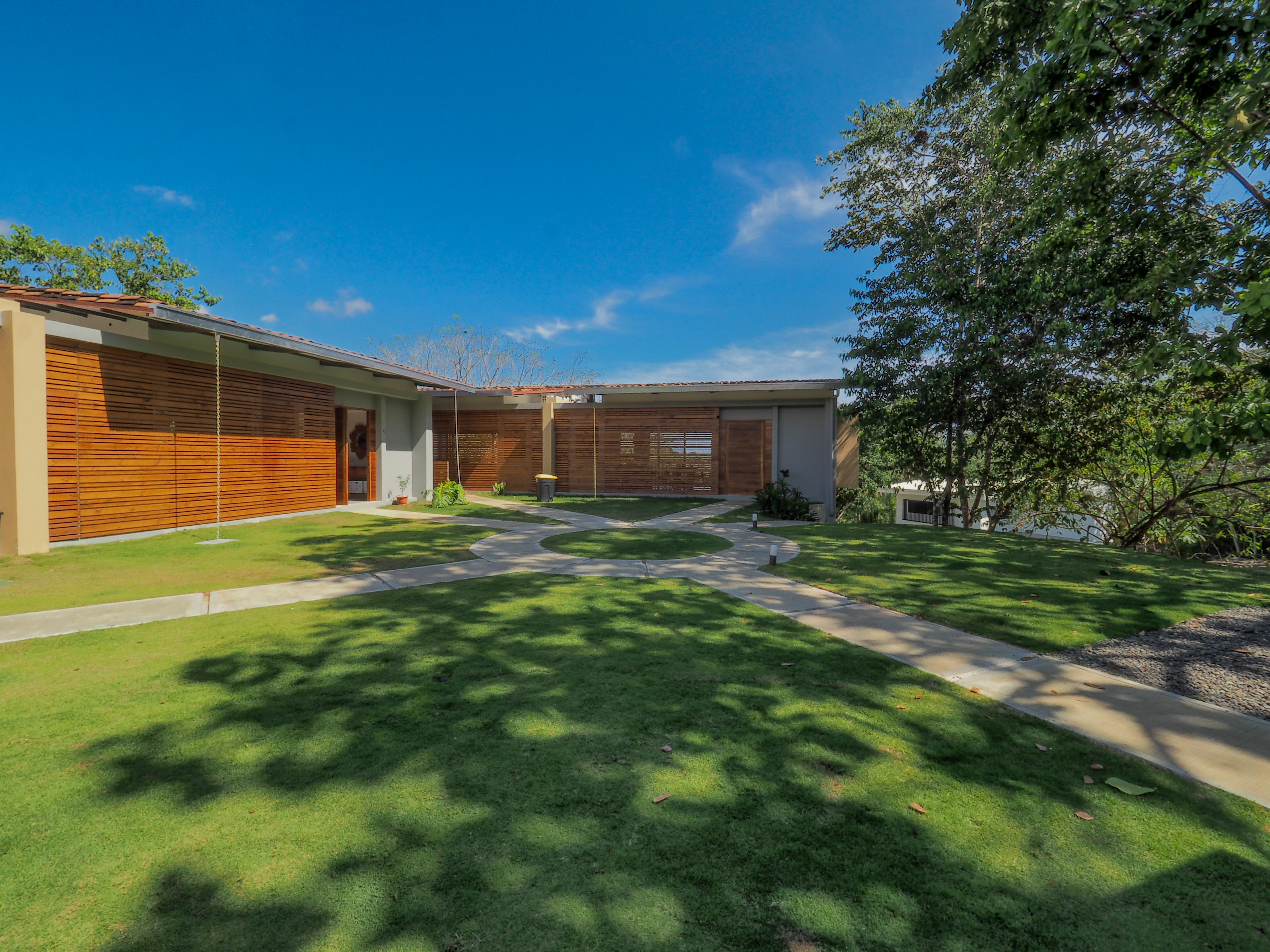 2 bed Condo For Sale in Jaco, Puntarenas - thumb 3