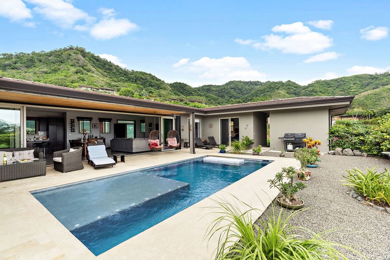 3 bed Single Family Homes For Sale in Playa Flamingo, Guanacaste - thumb 1