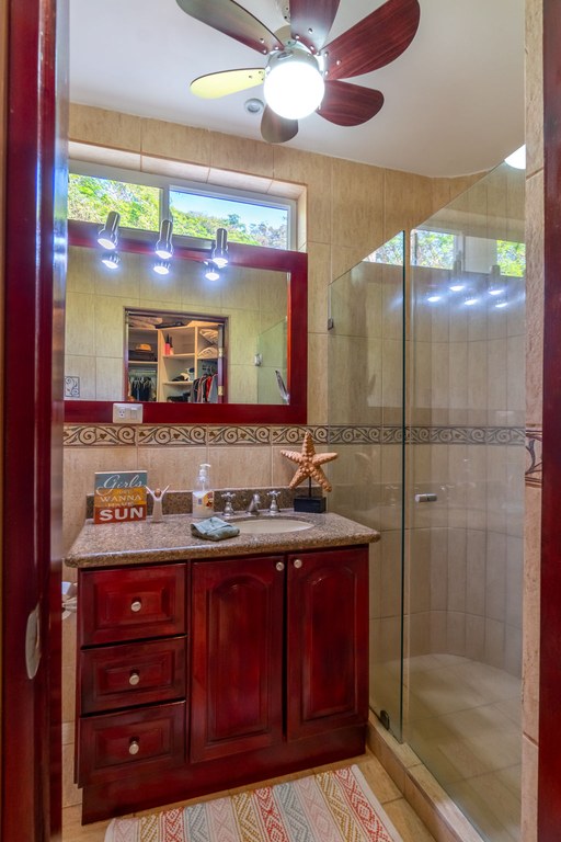 2 bed Condo For Sale in Playa Potrero, Guanacaste - thumb 14