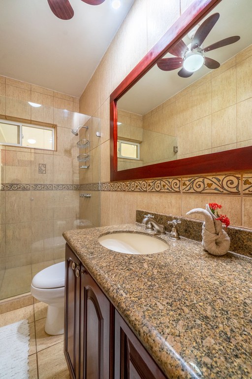 2 bed Condo For Sale in Playa Potrero, Guanacaste - thumb 9