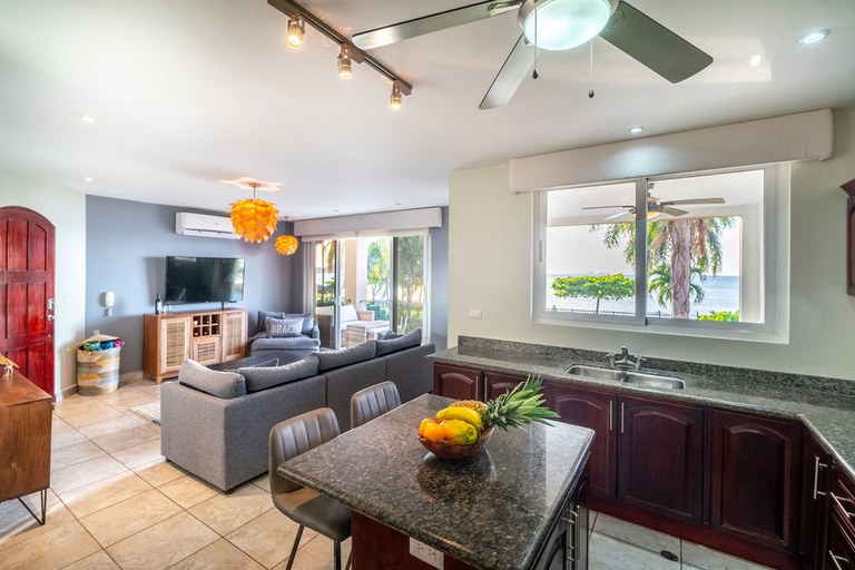 2 bed Condo For Sale in Playa Potrero, Guanacaste - thumb 21