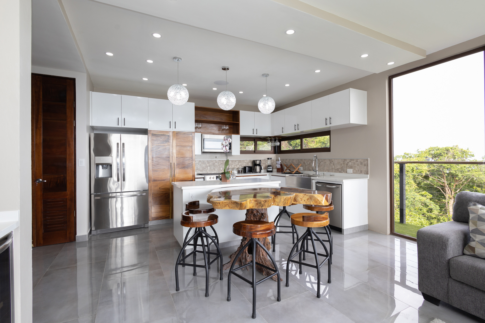 4 bed Single Family Homes For Sale in Jaco, Puntarenas - thumb 2