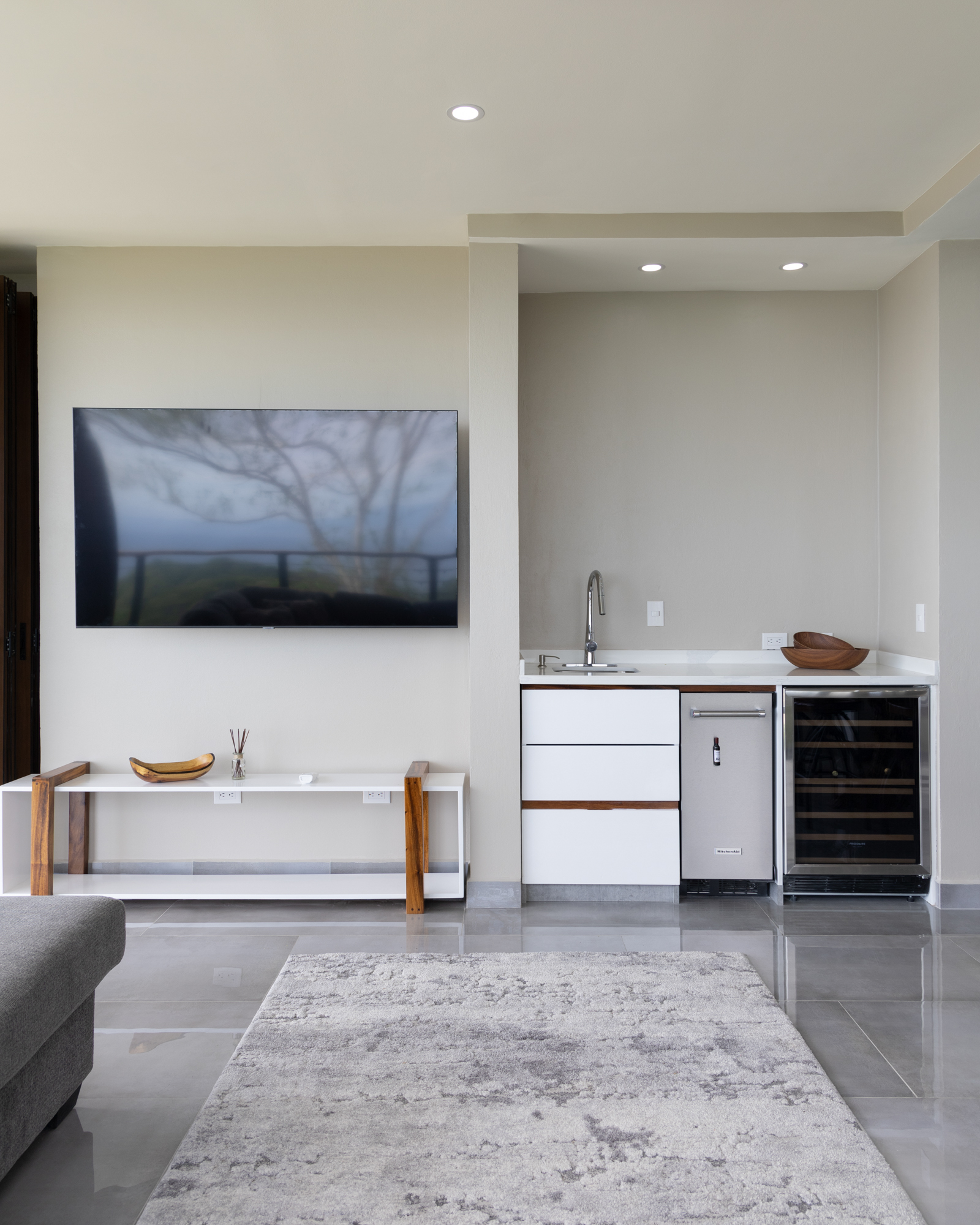 4 bed Single Family Homes For Sale in Jaco, Puntarenas - thumb 13