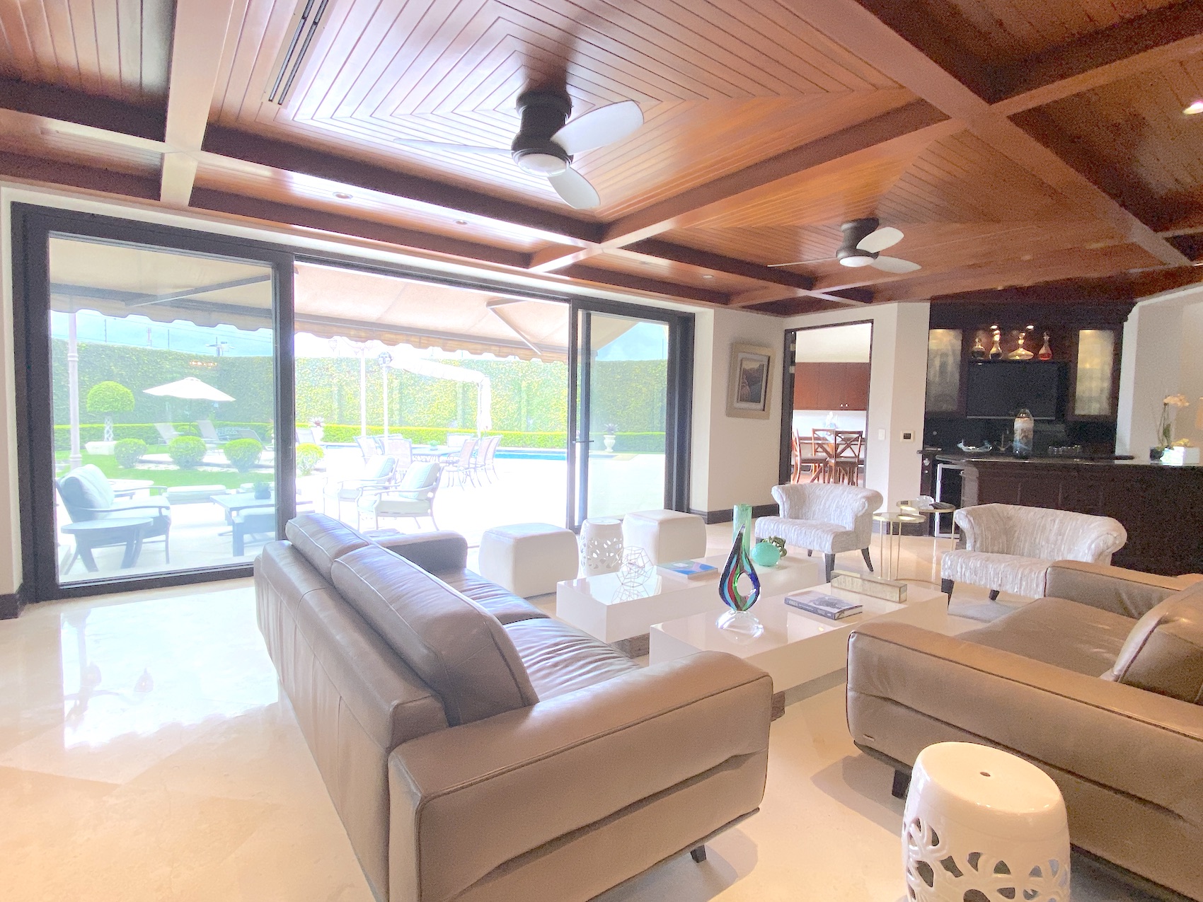 5 bed Single Family Homes For Sale in Santa Ana, San Jose - thumb 2