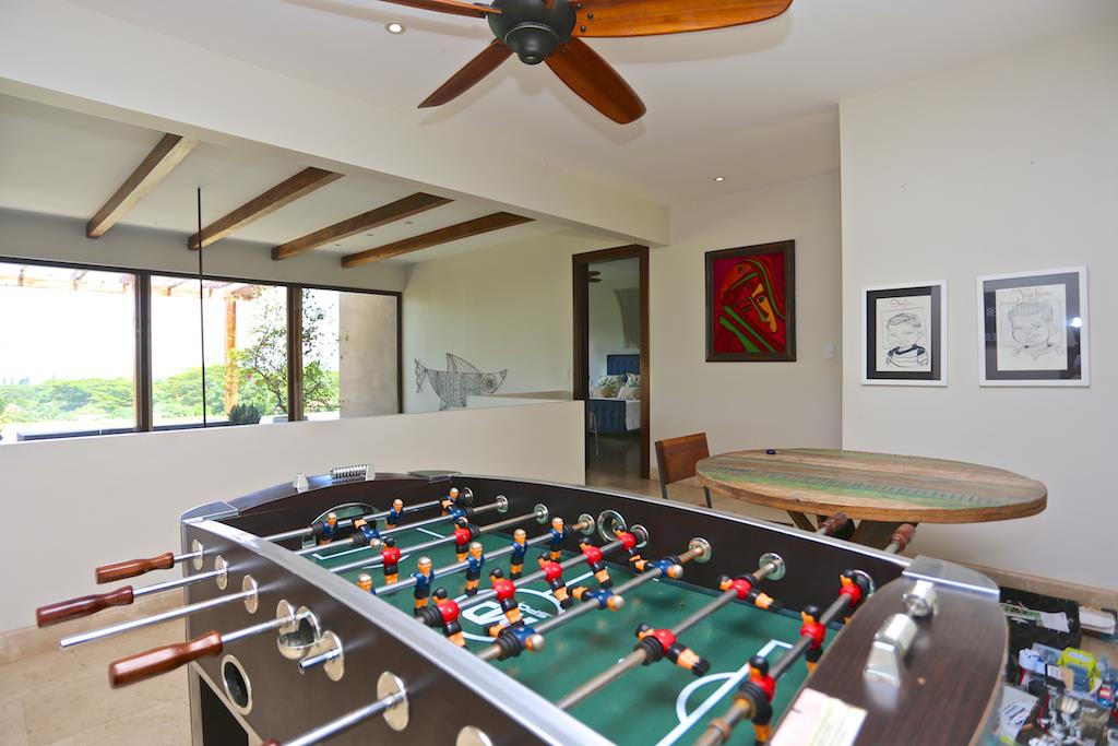 4 bed Single Family Homes For Sale in Playas Del Coco, Guanacaste - thumb 15