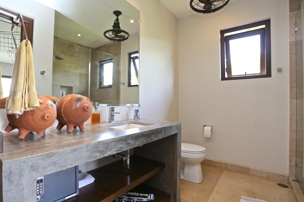 4 bed Single Family Homes For Sale in Playas Del Coco, Guanacaste - thumb 18