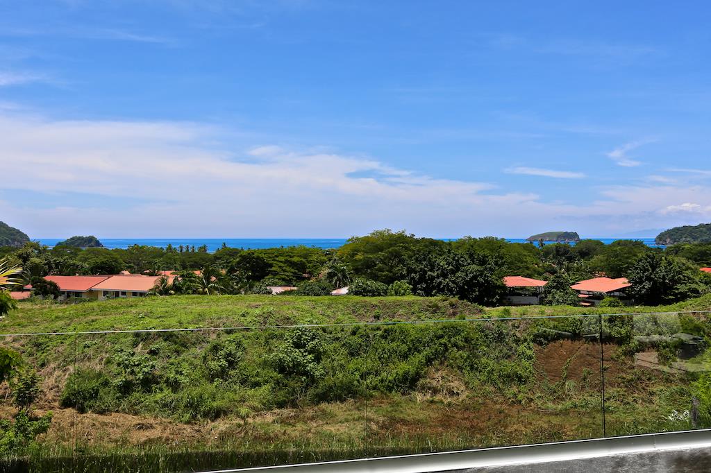 4 bed Single Family Homes For Sale in Playas Del Coco, Guanacaste - thumb 9