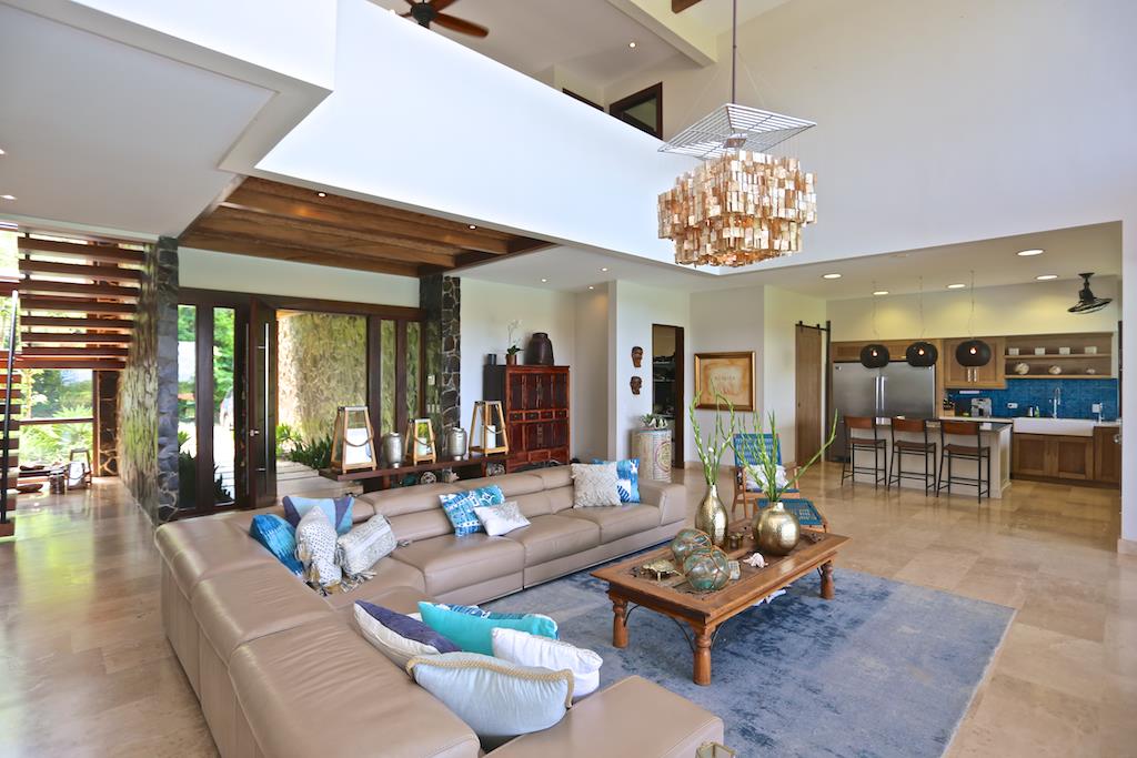 4 bed Single Family Homes For Sale in Playas Del Coco, Guanacaste - thumb 3