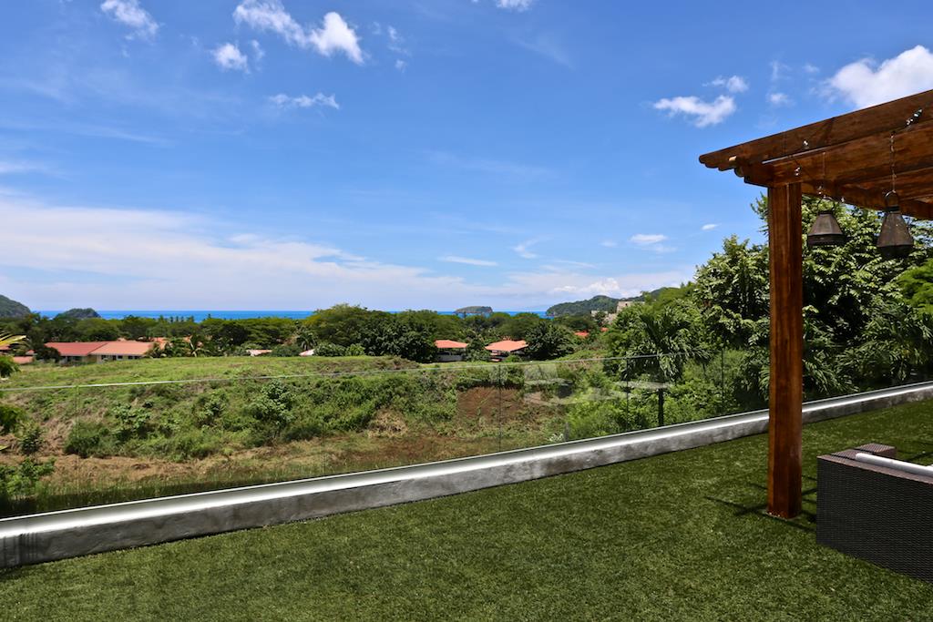 4 bed Single Family Homes For Sale in Playas Del Coco, Guanacaste - thumb 17