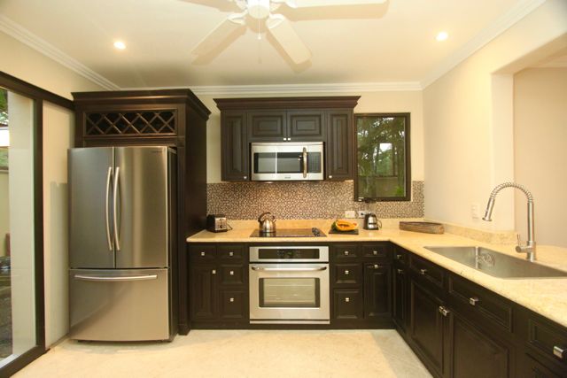 4 bed Single Family Homes For Sale in Tamarindo, Guanacaste - thumb 10