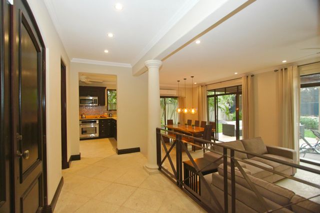 4 bed Single Family Homes For Sale in Tamarindo, Guanacaste - thumb 5