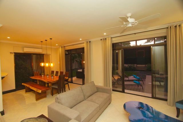 4 bed Single Family Homes For Sale in Tamarindo, Guanacaste - thumb 6
