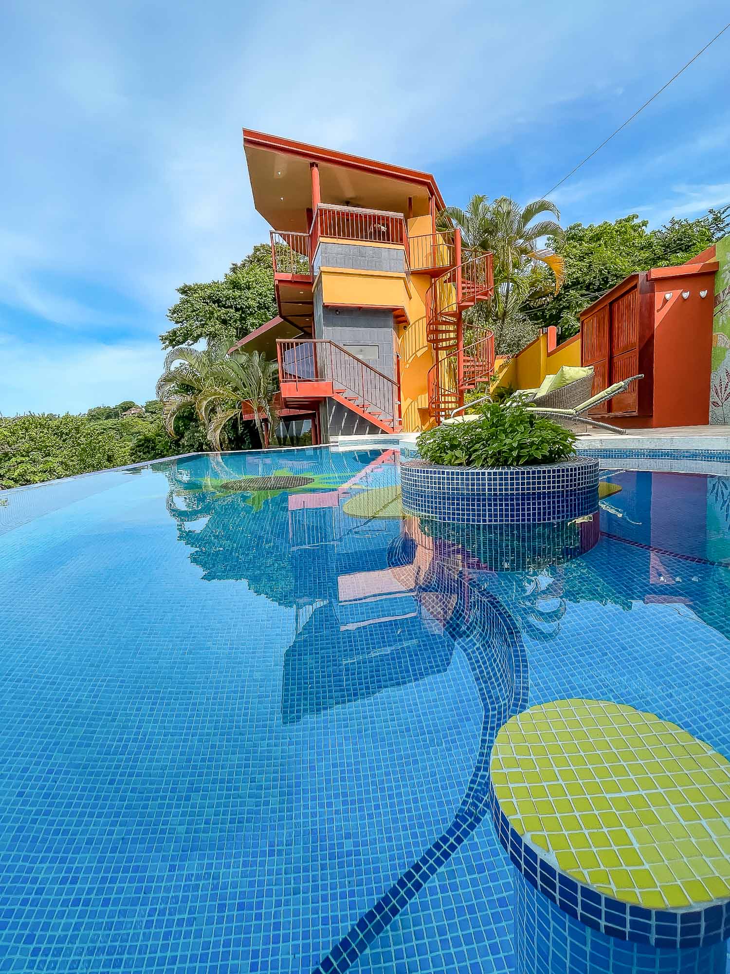 3 bed Single Family Homes For Sale in Manuel Antonio, Puntarenas - thumb 3