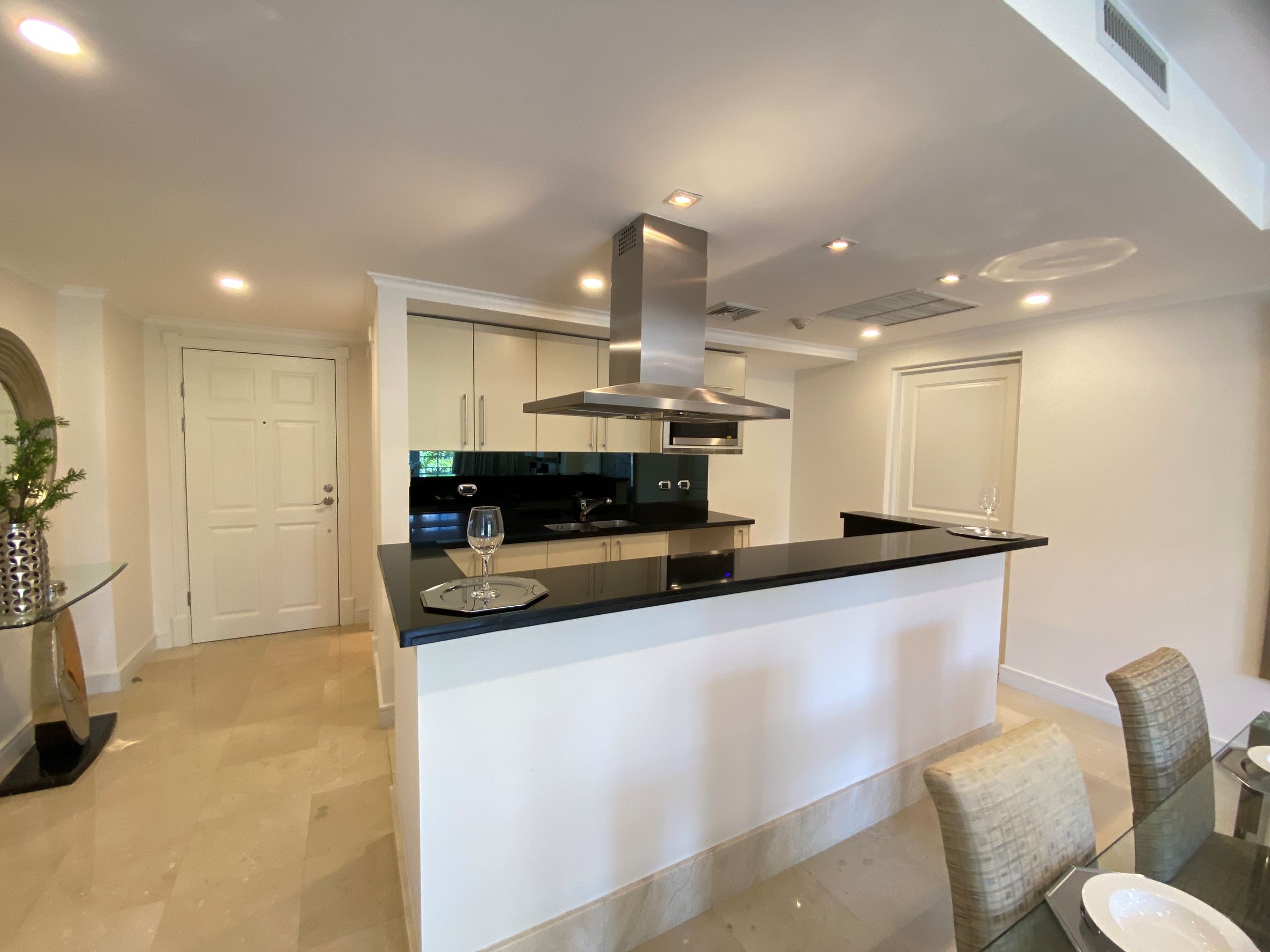 2 bed Apartment For Sale in Escazu, San Jose - thumb 5