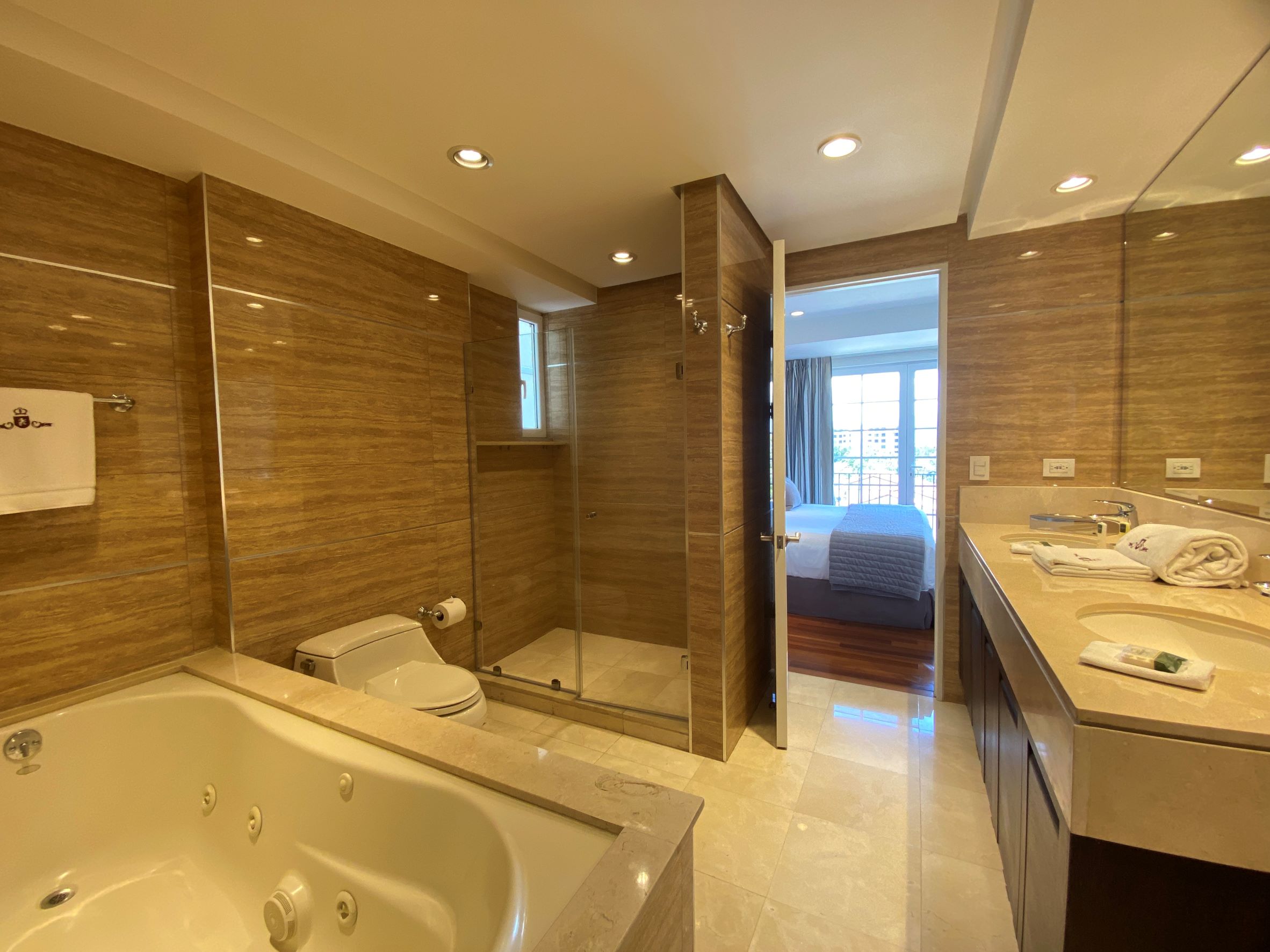 3 bed Condo For Sale in Escazu, San Jose - thumb 9