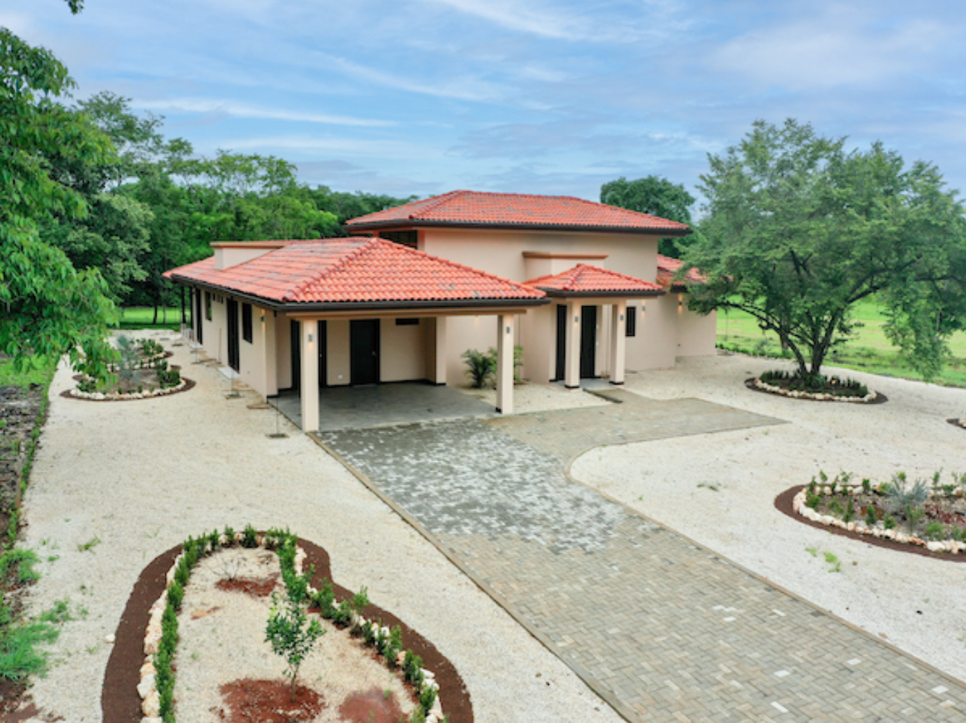 4 bed Single Family Homes For Sale in Tamarindo, Guanacaste - thumb 2