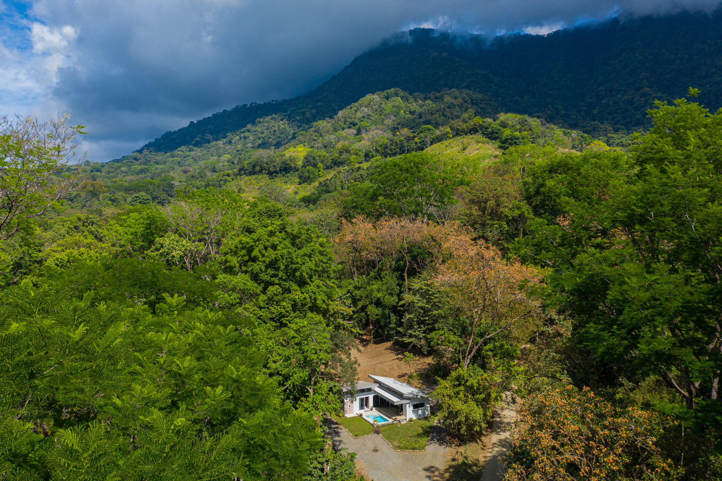 3 bed Single Family Homes For Sale in Ojochal, Puntarenas - thumb 29