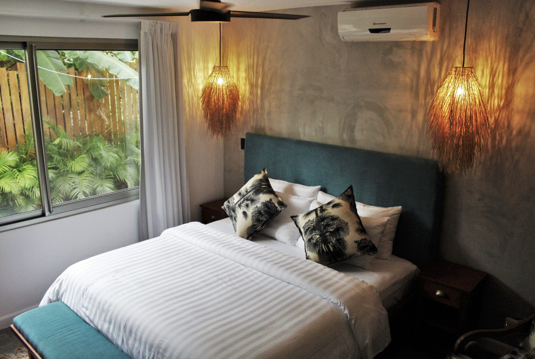 7 bed Single Family Homes For Sale in Santa Teresa, Puntarenas - thumb 11