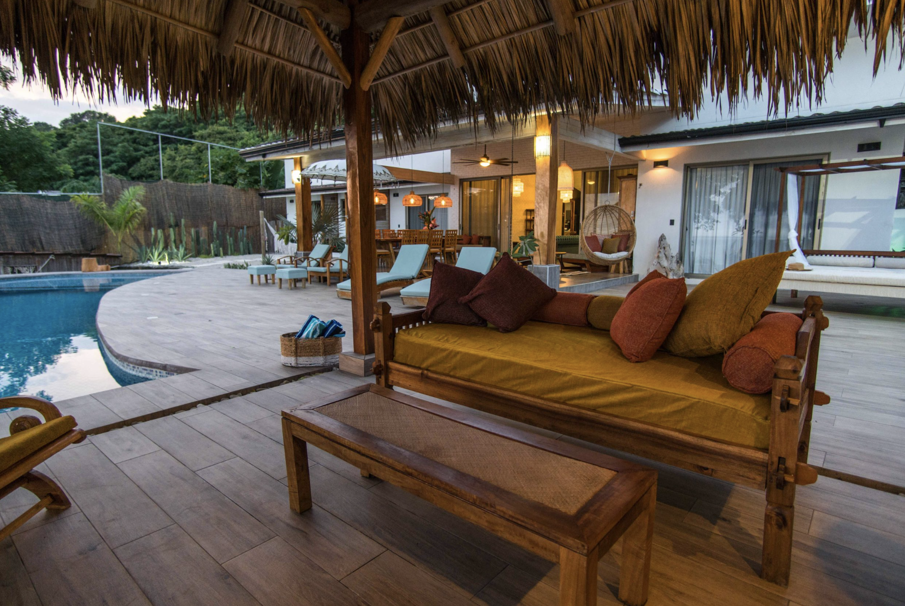 7 bed Single Family Homes For Sale in Santa Teresa, Puntarenas - thumb 20