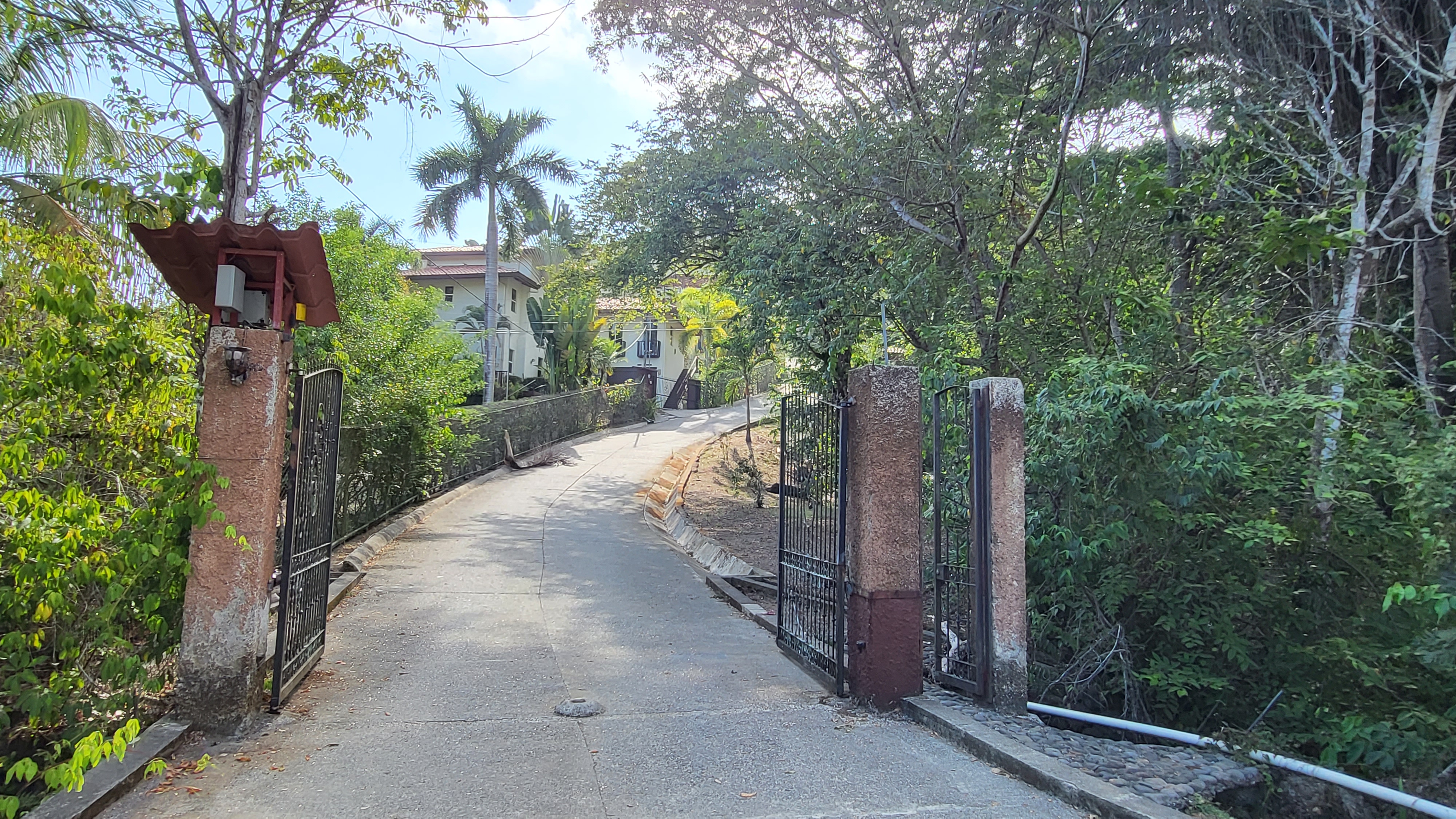 4 bed Hotel / Leisure For Sale in Playa Hermosa, Puntarenas - thumb 4