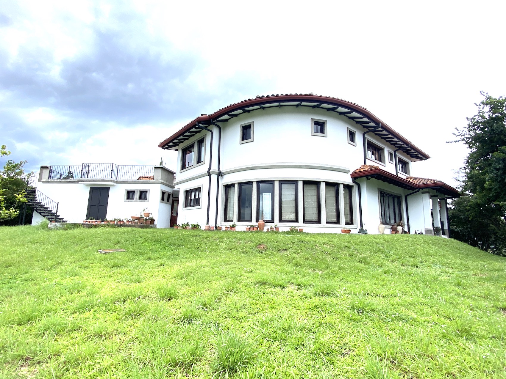 5 bed Single Family Homes For Sale in Santa Ana, San Jose - thumb 26