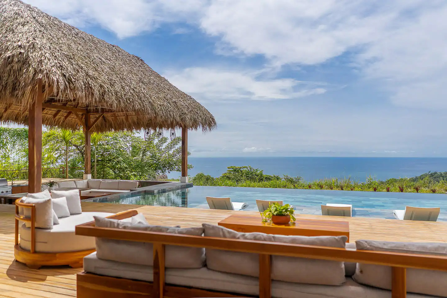 6 bed Single Family Homes For Sale in Santa Teresa, Puntarenas - thumb 2