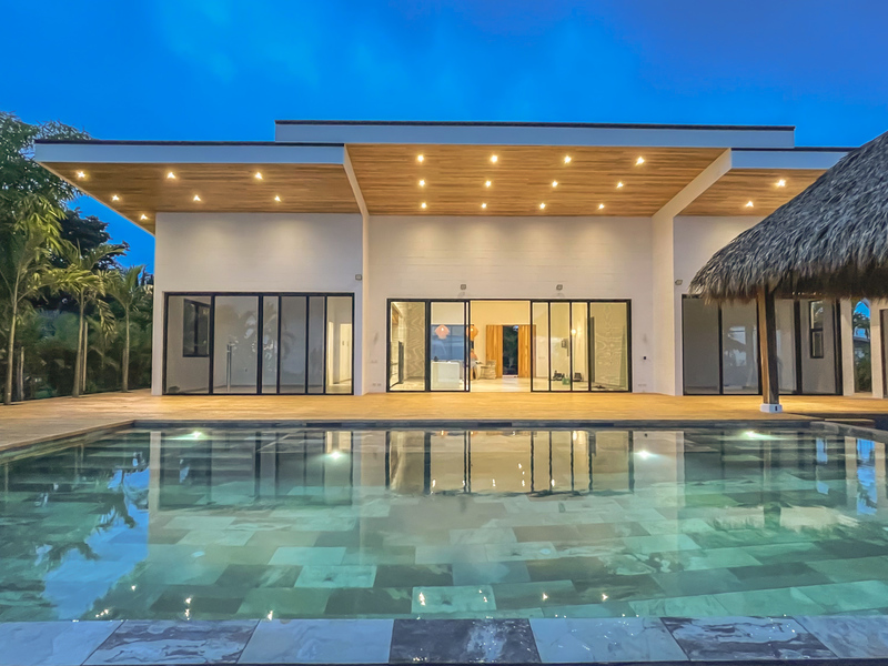 4 Bed Single Family Homes For Sale in Santa Teresa Costa Rica