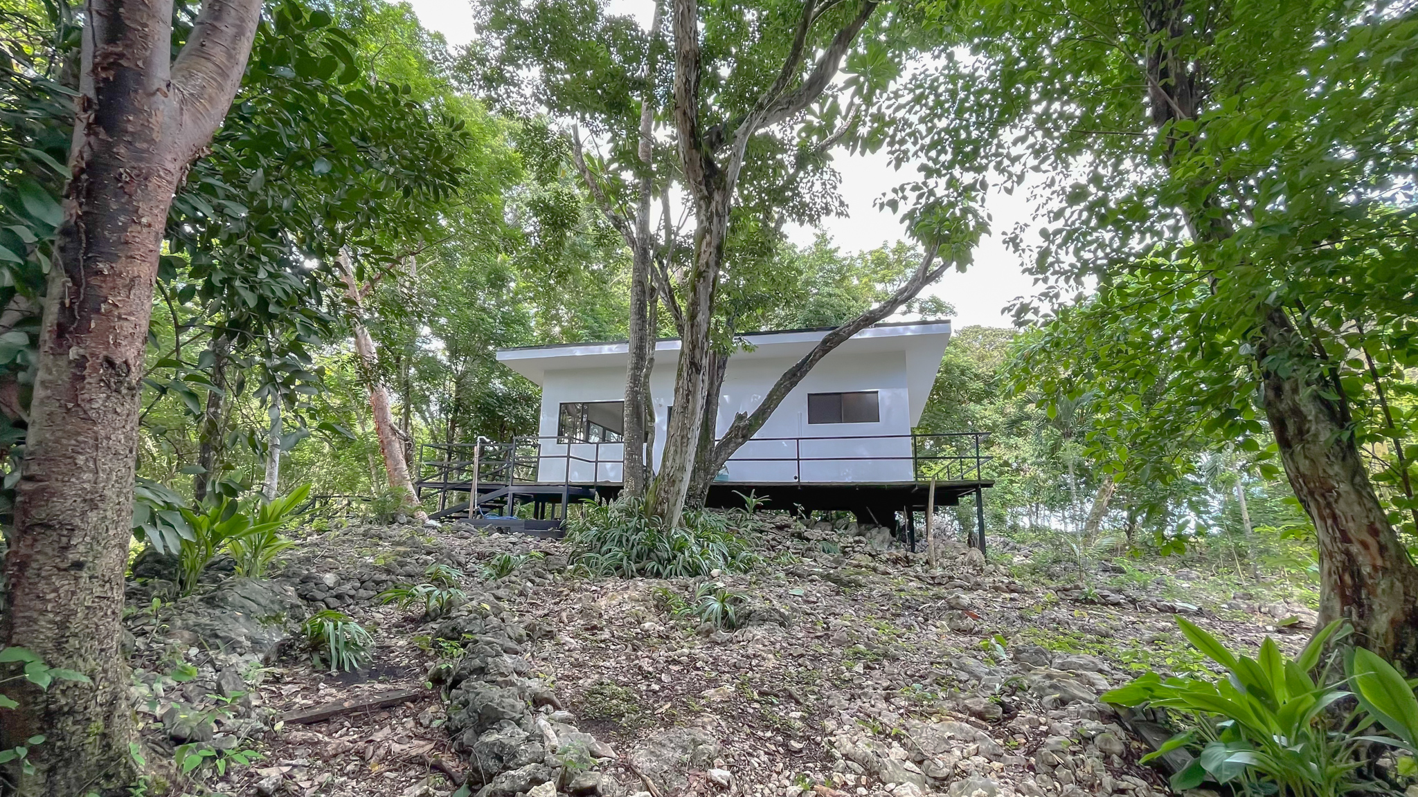 4 bed Single Family Homes For Sale in Santa Teresa, Puntarenas - thumb 25