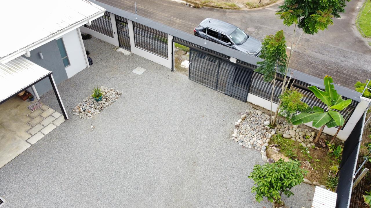 3 bed Single Family Homes For Sale in Perez Zeledon, Puntarenas - thumb 3