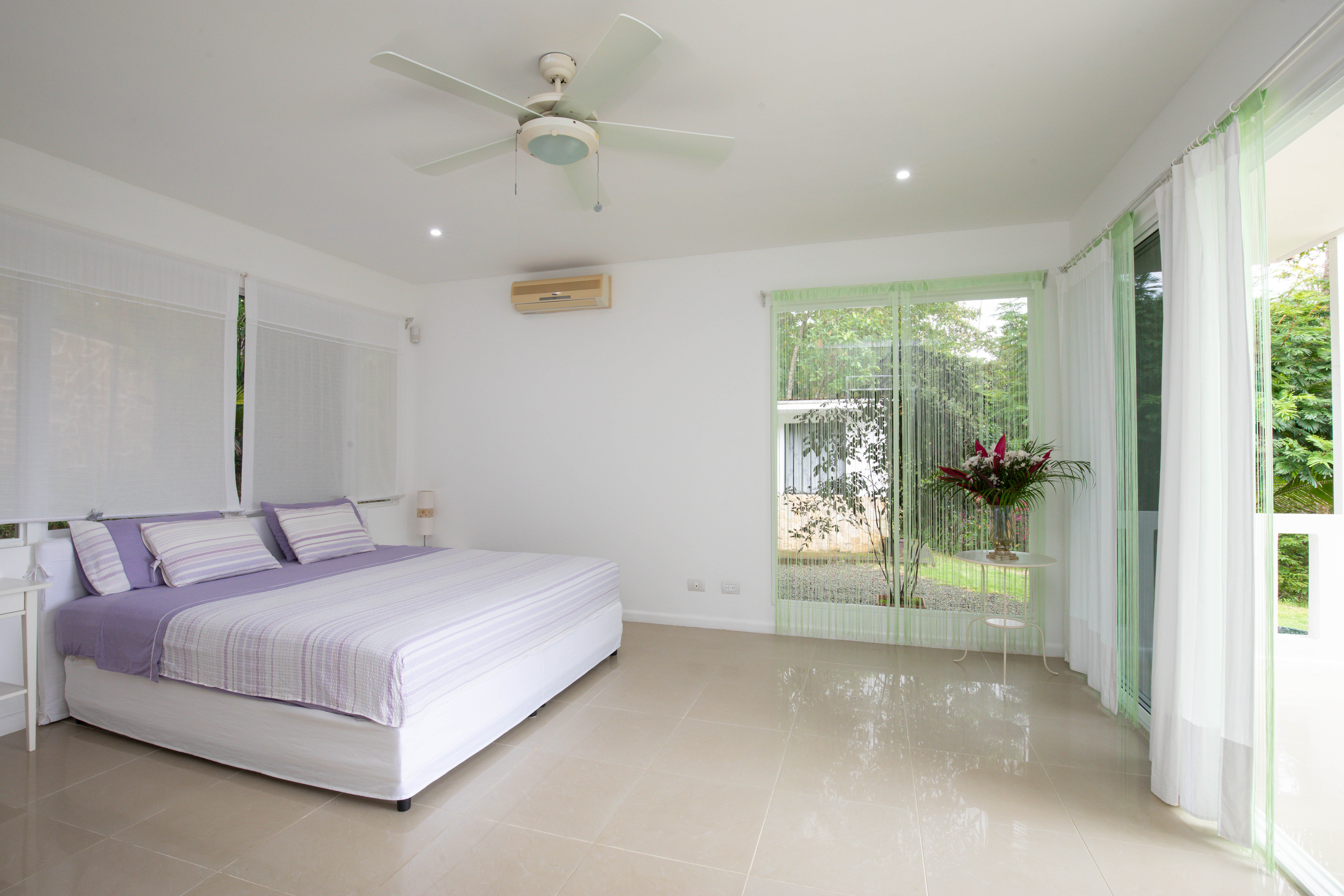 4 bed Single Family Homes For Sale in Quepos, Puntarenas - thumb 13