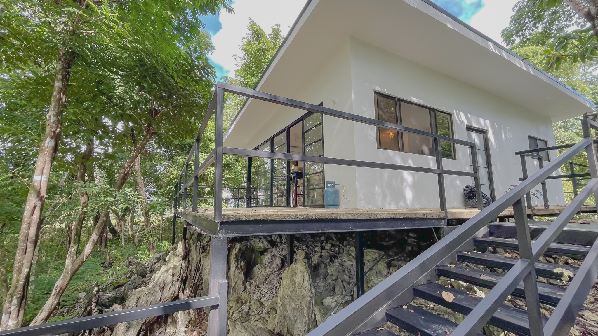 2 bed Single Family Homes For Sale in Santa Teresa, Puntarenas - thumb 12