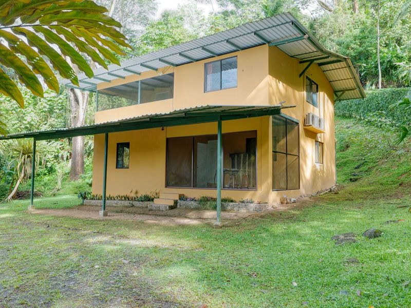 4 bed Single Family Homes For Sale in Dominical, Puntarenas - 1