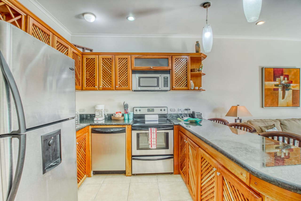 2 bed Condo For Sale in Jaco, Puntarenas - thumb 8