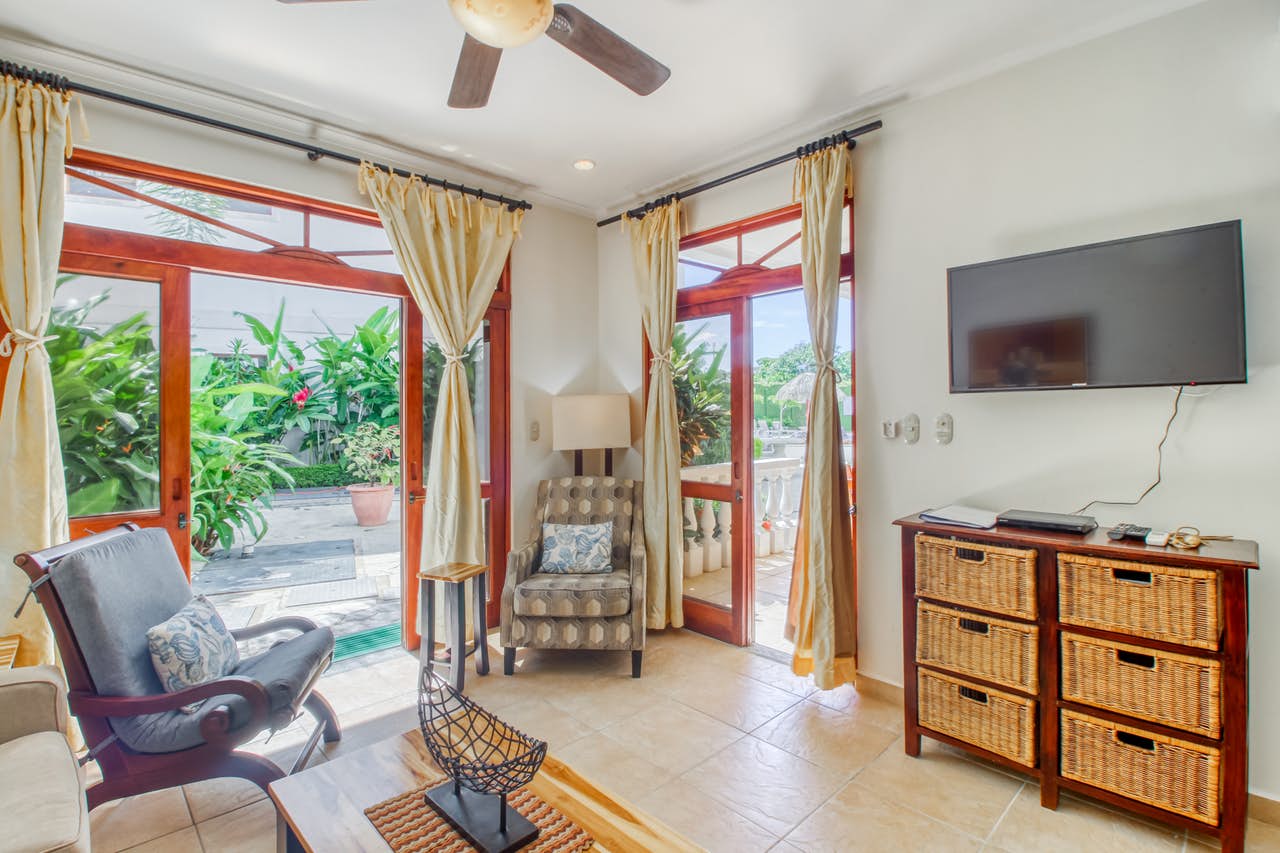 2 bed Condo For Sale in Jaco, Puntarenas - thumb 12