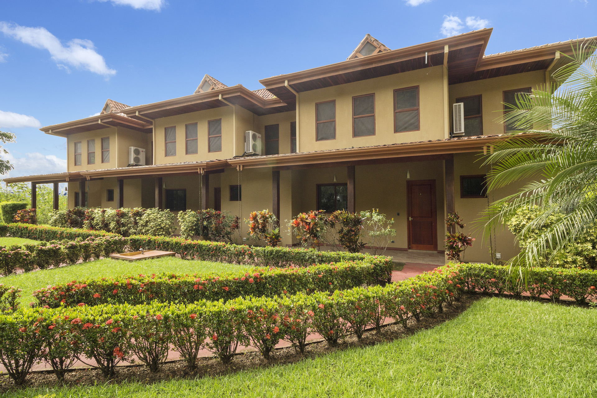 6 bed Single Family Homes For Sale in Ojochal, Puntarenas - thumb 23