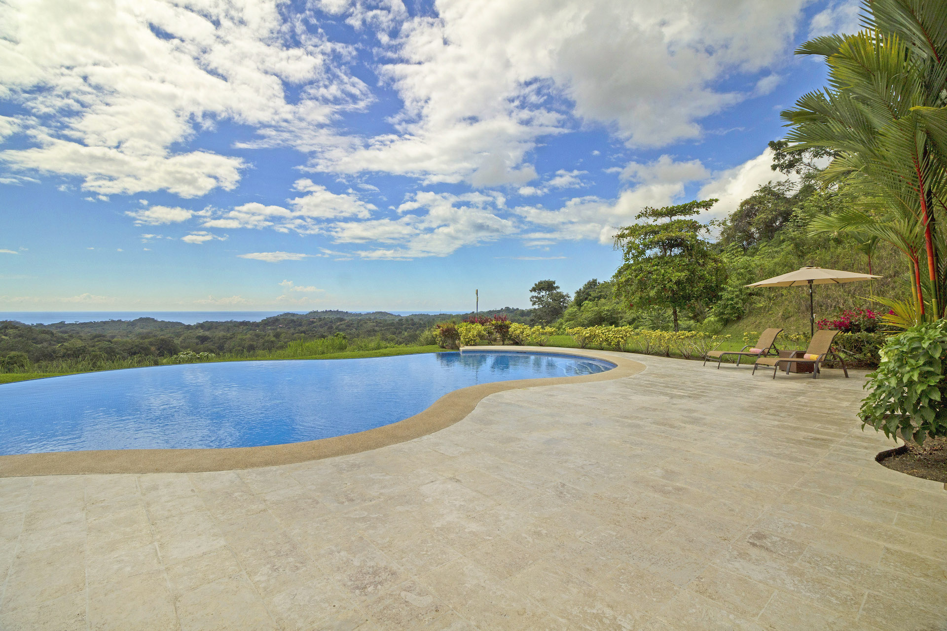 6 bed Single Family Homes For Sale in Ojochal, Puntarenas - thumb 19
