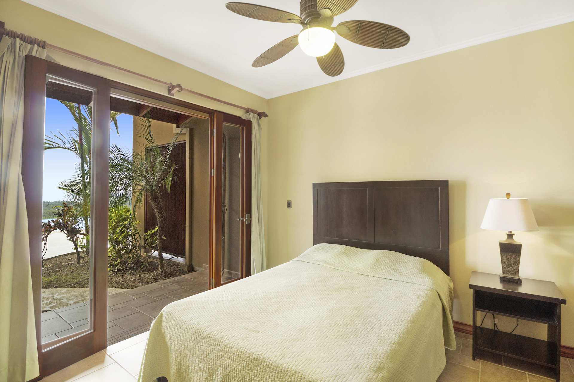 6 bed Single Family Homes For Sale in Ojochal, Puntarenas - thumb 8